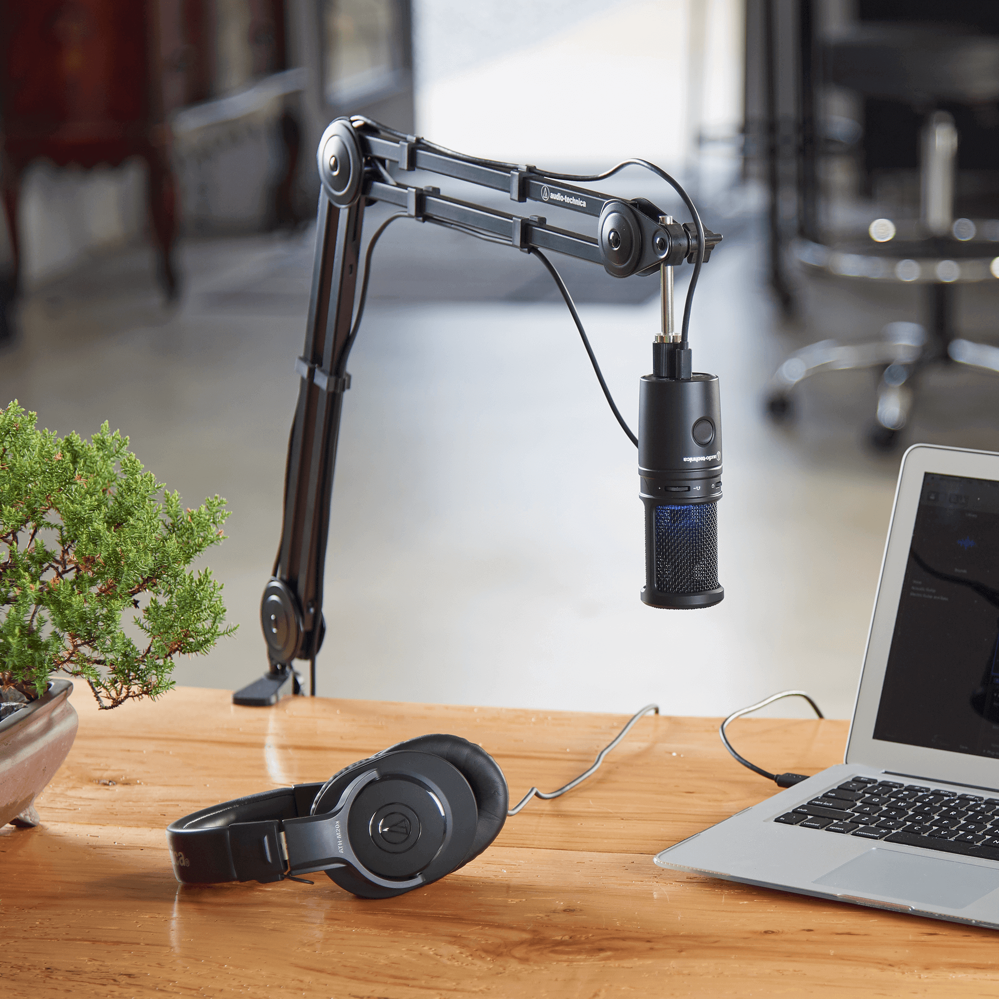 Audio Technica AT2020USB-X Cardioid Condenser USB Microphone — Rock and  Soul DJ Equipment and Records