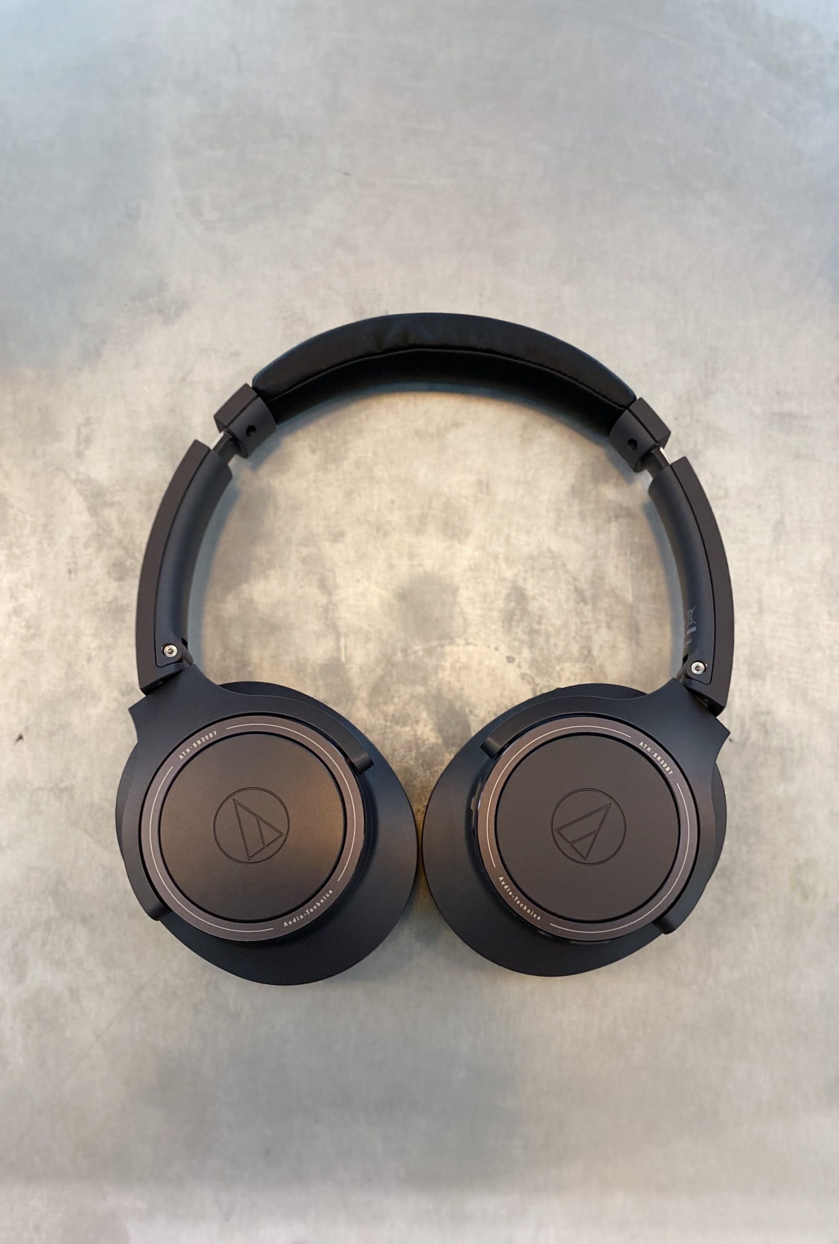 ATH-SR30BT Wireless Over-Ear headphones